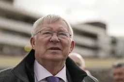 Fergie gives five word reply over Mainoo's future at Man Utd