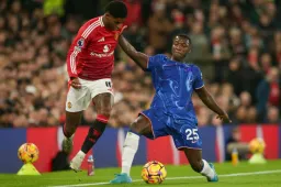 Marcus Rashford 'close' to agreeing move to Barcelona but it depends on one factor