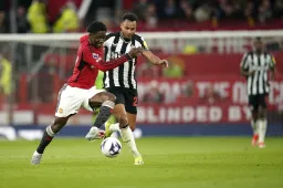 Lineker baffled over Mainoo selection by Amorim at Man United