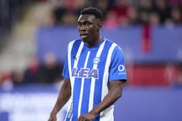 Man Utd eye Porto star with 18 goals as striker signing is priority for Amorim