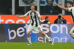 Man Utd target Juventus striker who could leave for the Premier League on one condition