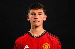 Man Utd have 'special' midfield talent in youth team waiting to make first team debut
