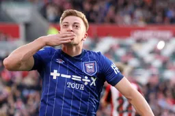 Man Utd plan cut-price £40m deal for Premier League star with nine goals