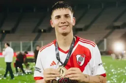 Man Utd enter in race to sign hottest Argentine youngster and 'ready to play long game'