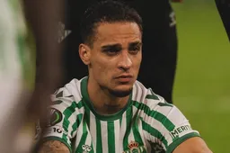 Antony move to Betis collapses 'over money owed by Man Utd to player'