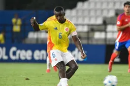 Man Utd sign highly-rated Colombian midfielder in Reds' problem position