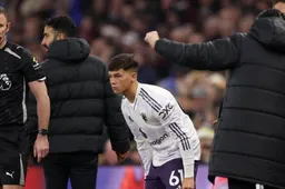 Man Utd's Shea Lacey compared to ex-Premier League star with 'unbelievable left foot'