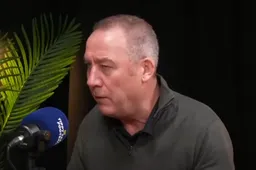 Former Man Utd coach under Fergie points out where team is failing