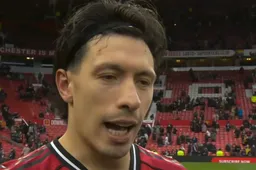 Scholes replies 'tea no sugar' after Martinez tells him to come to home and mock him