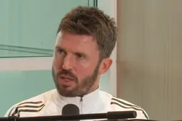 Carrick singles key element at Man Utd after being named Manager of Month