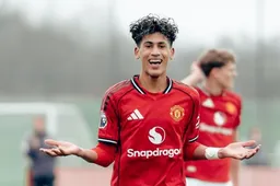 Gabriel and McEvoy both hit doubles as Man Utd U18s smash Liverpool 4-1