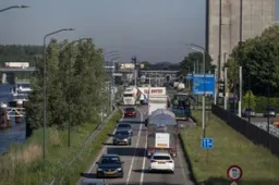 n279