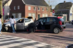 08-04-2026 Aanrijding Markt Veghel 01