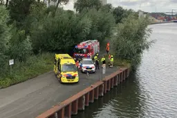 30-08-2026 Persoon te water 01