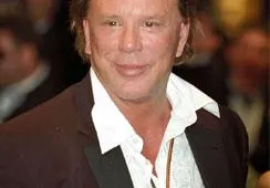 Micky Rourke en Sam Rockwell in Iron Man 2