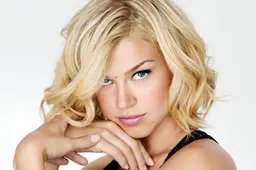 Adrianne Palicki is Wonder Woman in tv-serie