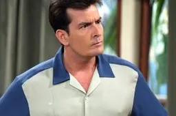 Charlie Sheen ontslagen door Warner Brothers