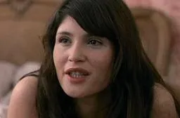 Gemma Arterton in trailer Tamara Drewe