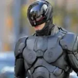 Paul Verhoeven bekritiseert Robocop remake