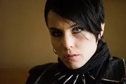 Noomi Rapace speelt nachtclubzangeres