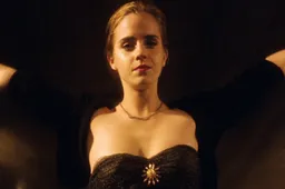 Emma Watson in Perks of Being a Wallflower trailer