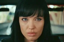 Angelina Jolie in eerste Salt trailer