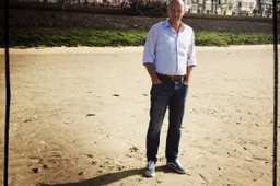 Geen sterallures of  ‘starstruck’  gedrag voor Simon