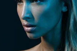 Tahyna Tozzi speelt Emma Frost in Wolverine film