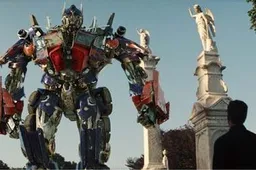 Michael Bay: Transformers 3 komt juli 2011