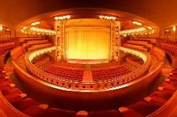 Korte documentaire '90 jaar Tuschinski' 11 december op RTL4