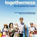 Win Togetherness Seizoen 1 op dvd
