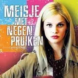 Win vrijkaarten voor Meisje met Negen Pruiken