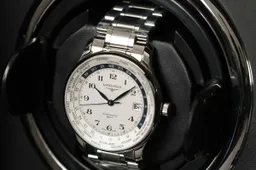 8a4a6cbe-7fa9-42a3-abd5-0bbd536841b3