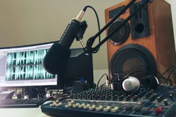 radio microphone mixing console and headphones on 2025 01 08 10 15 09 utc