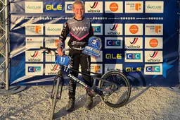 2026-06-26 fem mulhuyzen
