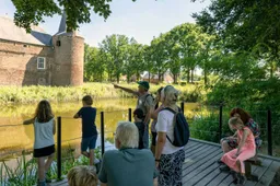 boswandeling-hernen-kasteel-zomer
