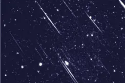 De meteorenzwerm Perseïden.2. in augustus 2026 - hemel.waarnemen.com