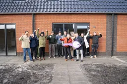 Sleuteloverdracht - Buitenkruier Stellingmolen in Espel