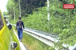 snelweg wandelaar