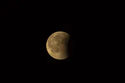 maansverduistering-adege-pixabay