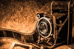 publicdomainpictures-camera-219958_1920
