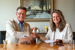 Ondertekening Gem.Renkum-VanWonen BV --3