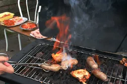 bbq saimens on fotercom cc by sa