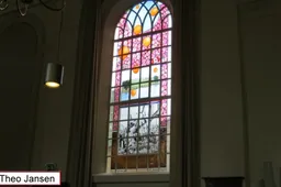 bevrijdingsraam grote kerk