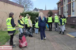 meer dan 120 vrijwilligers ruimen zwerfafval op tijdens landelijke opschoondag in gemeente rheden 22 03 2025 6