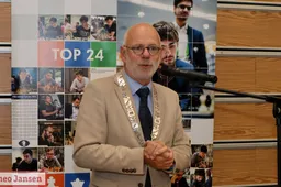Grootmeesters draaien warm tijdens Open NK Schaken in Dieren 2025 (2)