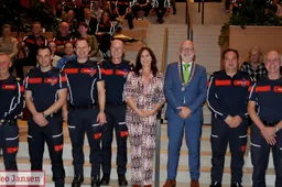 Huldiging brandweer posten Velp, Rheden en Dieren 7-11-2025 (1)