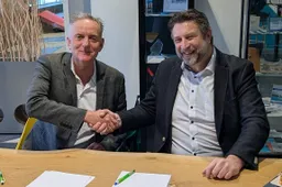 handen schudden gemeente Rheden