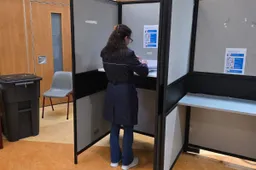 Stemmen in hokje  rheden.nieuws.nl