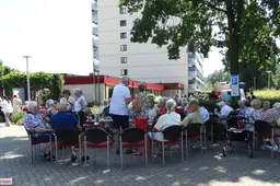 De Ulenpas sluit feestelijke reeks activiteiten zonnig af met Foodtruckfestival 11-7-26 (12)